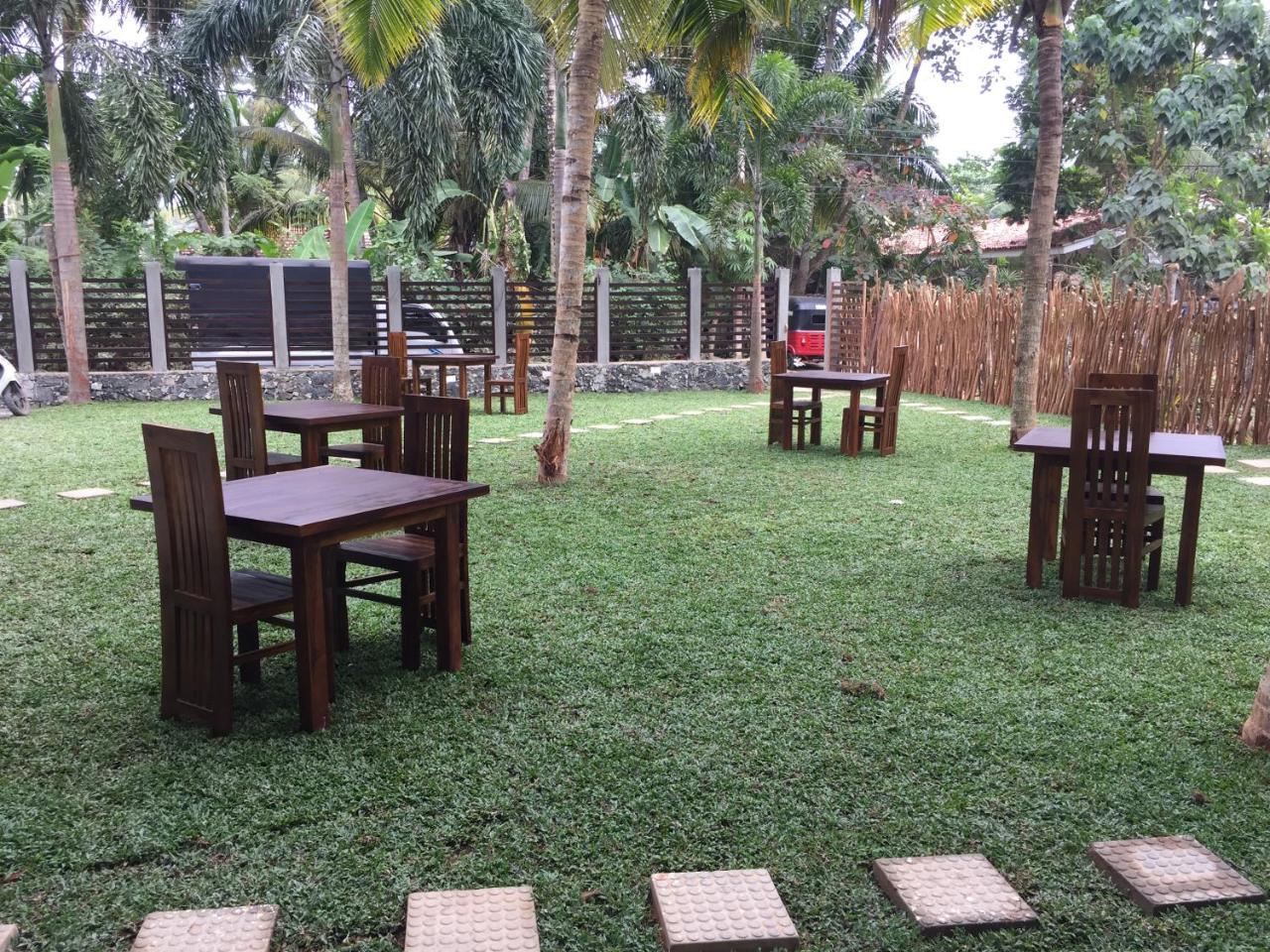 Hotel Bay Hiriketiya Dikwella Sur Exterior foto