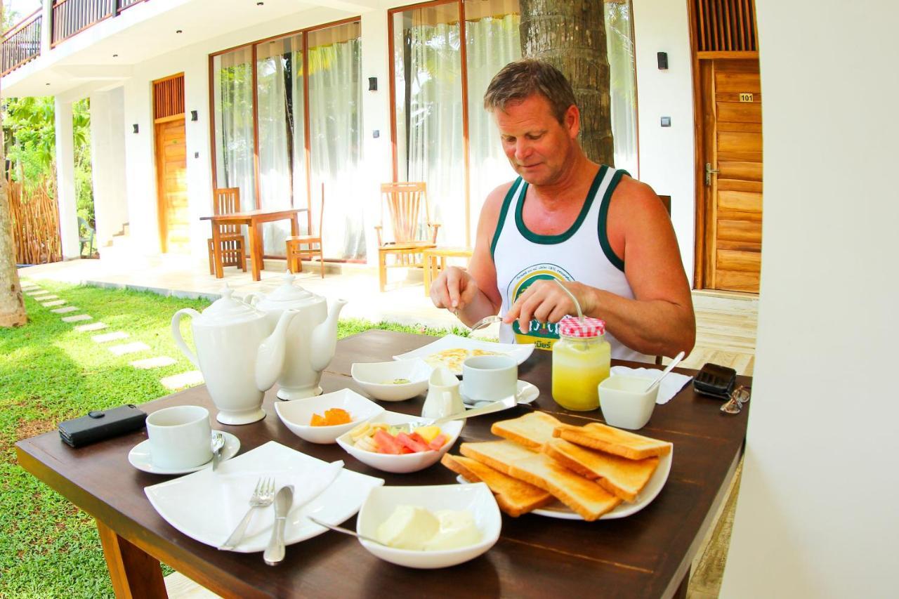 Hotel Bay Hiriketiya Dikwella Sur Exterior foto